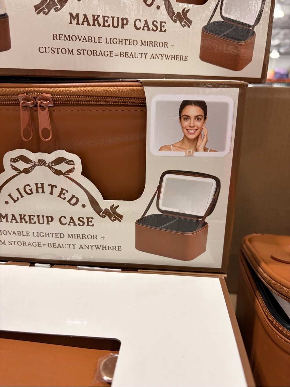 Lighted Makeup case with mirror  1x & 10x Magnification - Choose Black Or brown